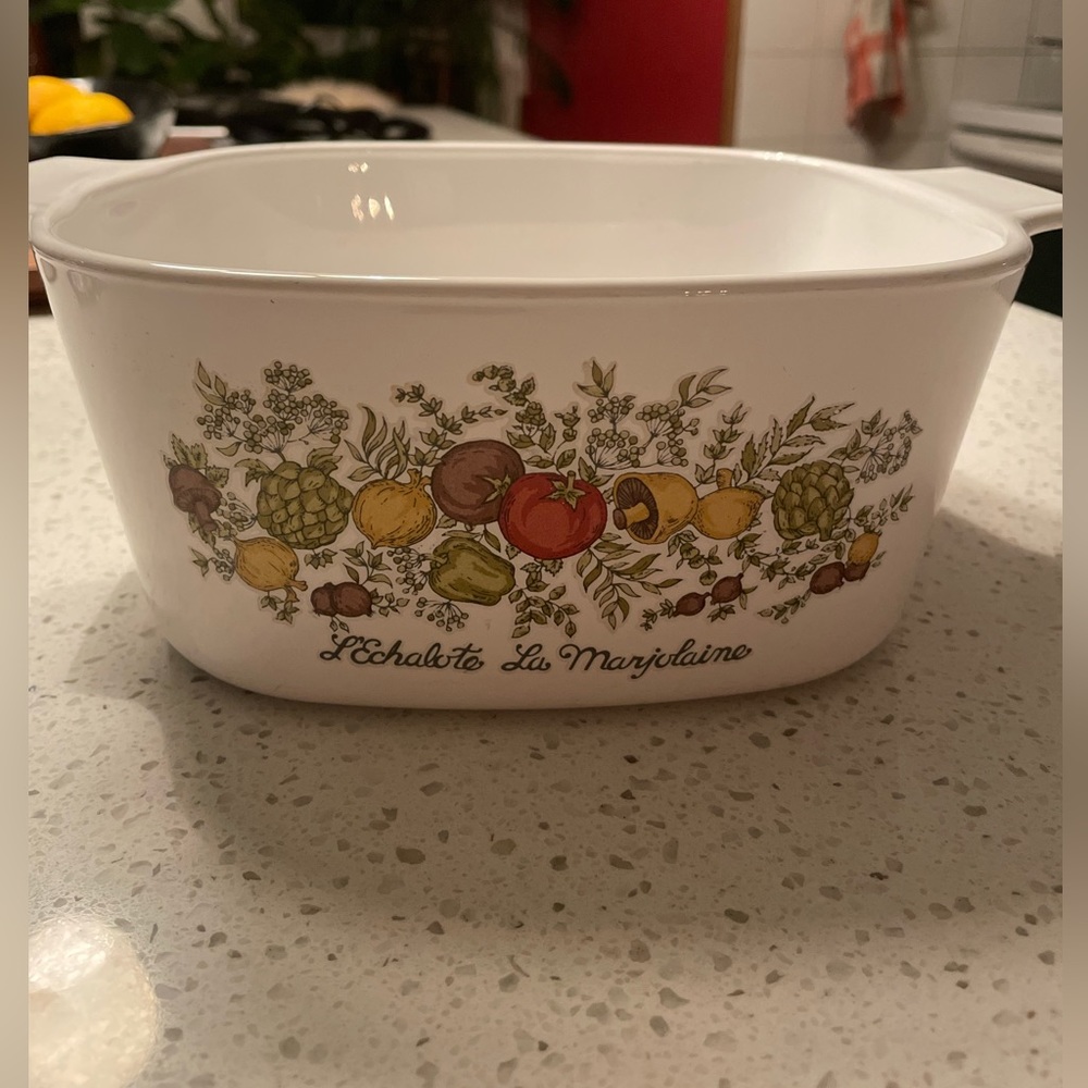VINTAGE Corningware  L’Echalote La Marjolaine  casserole dish